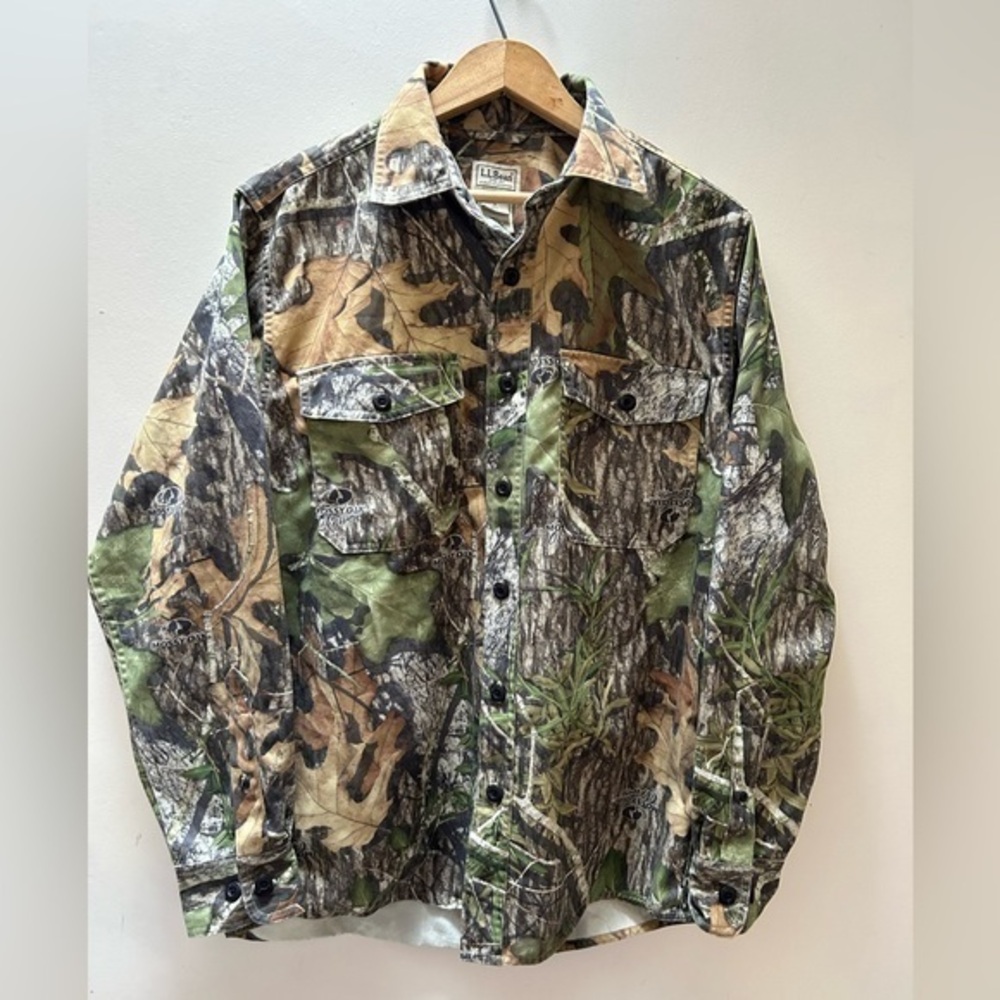 L.L Bean x Mossy Oak Camouflage Button Down Shirt Small